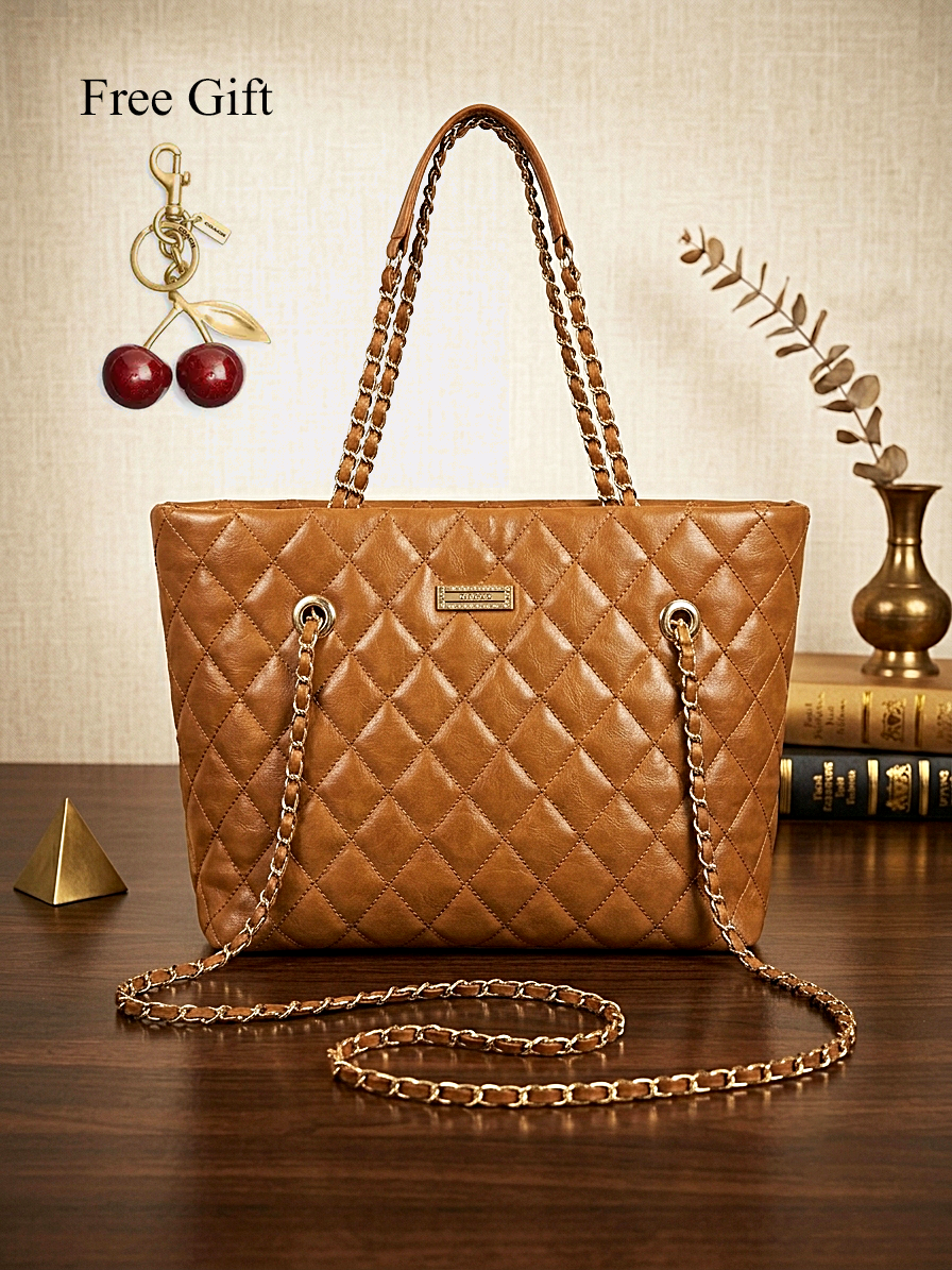 Quilted Chain Tote Bag With Gift