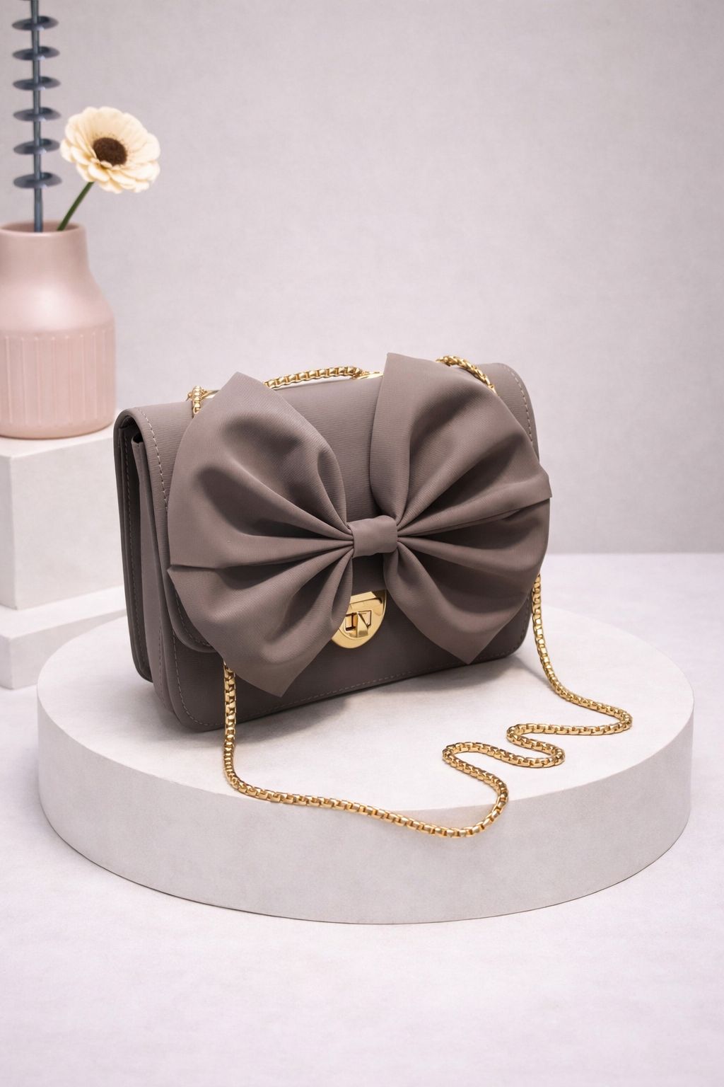 Elegant Bow Chain Shoulder Bag
